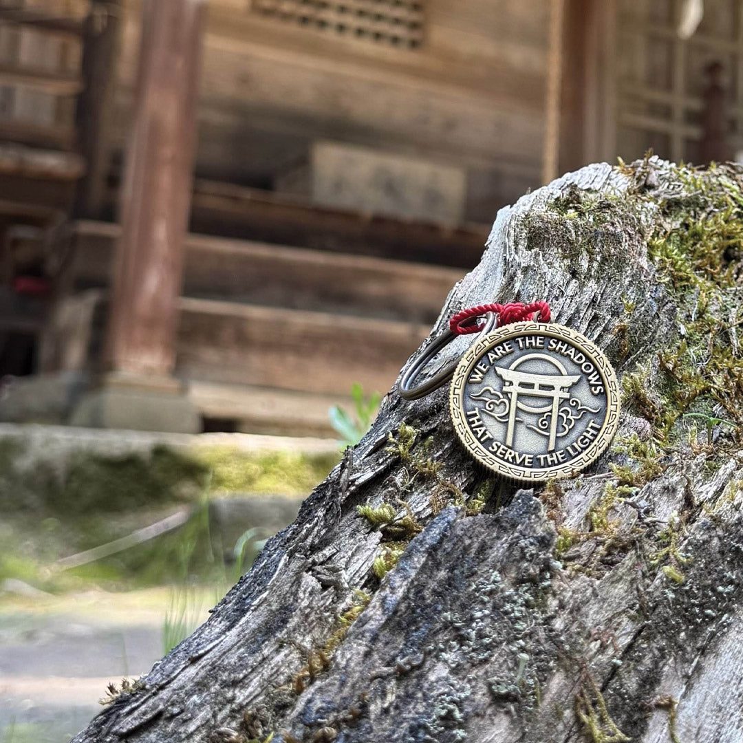 Assassin&#39;s Creed Shadows dual-sided metal keychain, limited edition